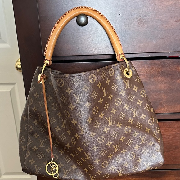 Louis Vuitton Handbags - Louis Vuitton Artsy-AUTHENTIC